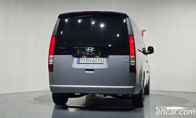 Hyundai Staria 2025 2.2 Автомат в Москве № 529316, миниатюра 4