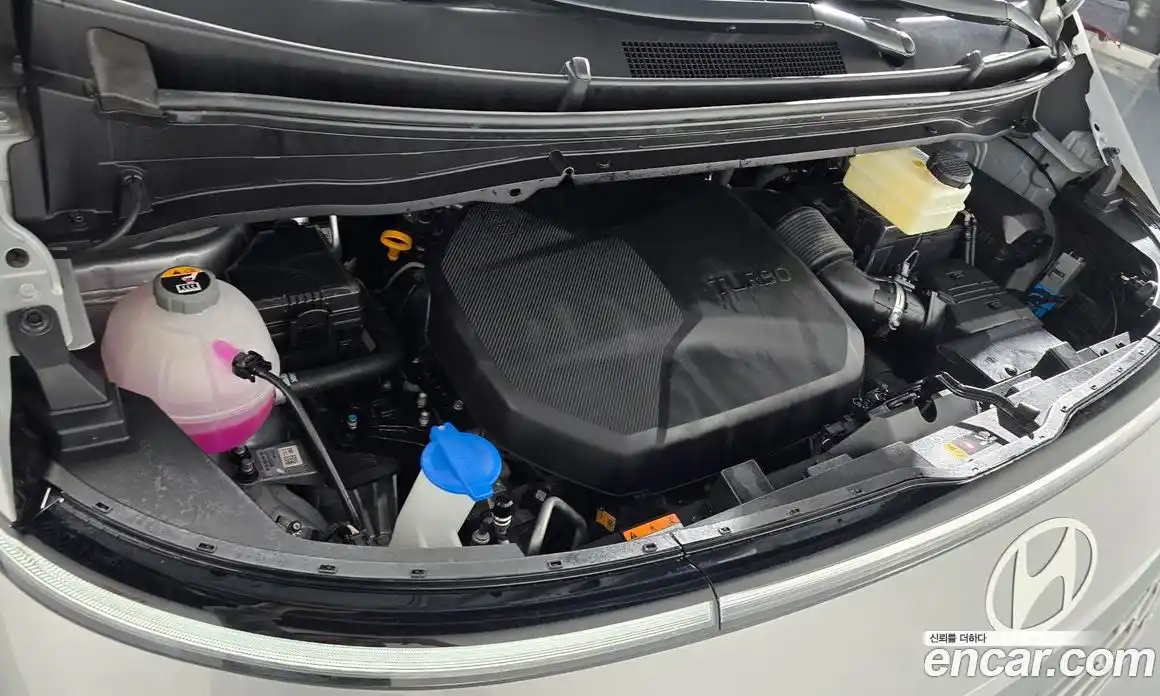 Hyundai Staria 2025 2.2 Автомат в Москве № 529316, фото 6