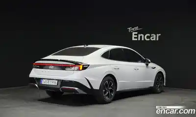 Hyundai Sonata 2025 2.0 Автомат в Москве № 529379, миниатюра 2