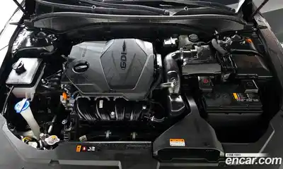 Hyundai Grandeur 2023 2.5 Автомат в Москве № 530783, миниатюра 5