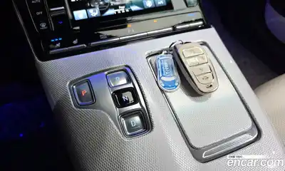 Hyundai Grandeur 2023 2.5 Автомат в Москве № 530783, миниатюра 8
