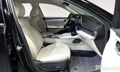 Hyundai Grandeur 2023 2.5 Автомат в Москве № 530783, миниатюра 10