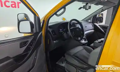 Hyundai Starex 2019 2.5 Автомат в Москве № 531348, миниатюра 11