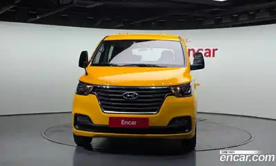 Hyundai Starex 2019 2.5 Автомат в Москве № 531348, миниатюра 3