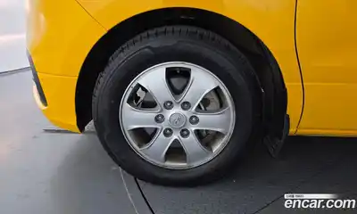 Hyundai Starex 2019 2.5 Автомат в Москве № 531348, миниатюра 5