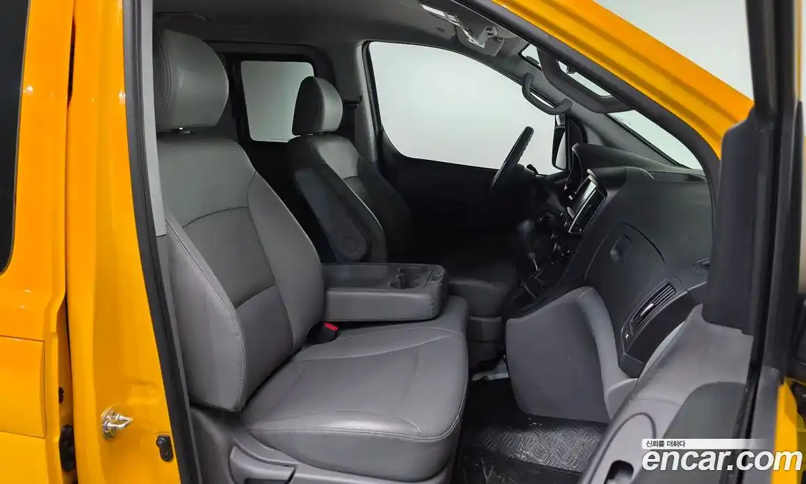 Hyundai Starex 2019 2.5 Автомат в Москве № 531348, фото 10