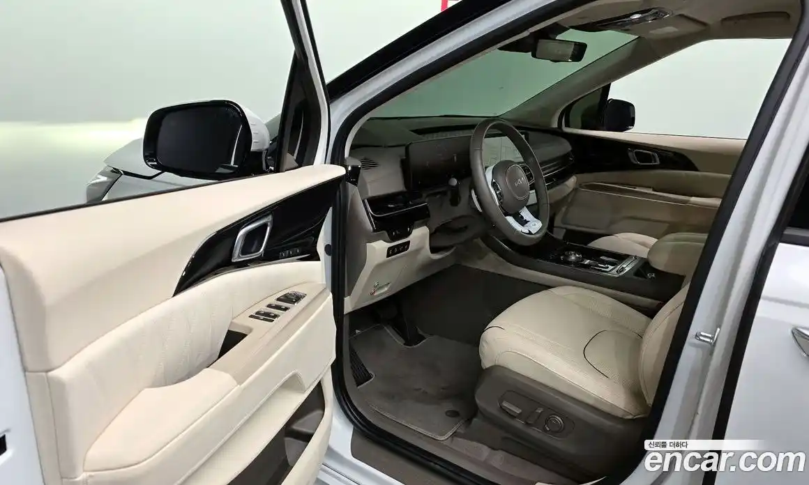 Kia Canival 2024 3.5 Автомат в Москве № 531814, фото 11