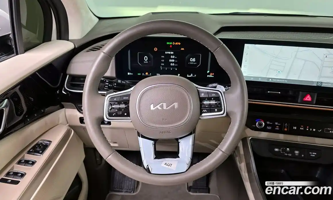 Kia Canival 2024 3.5 Автомат в Москве № 531814, фото 13