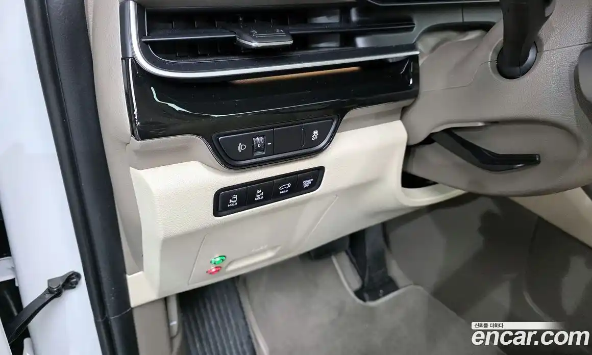 Kia Canival 2024 3.5 Автомат в Москве № 531814, фото 17