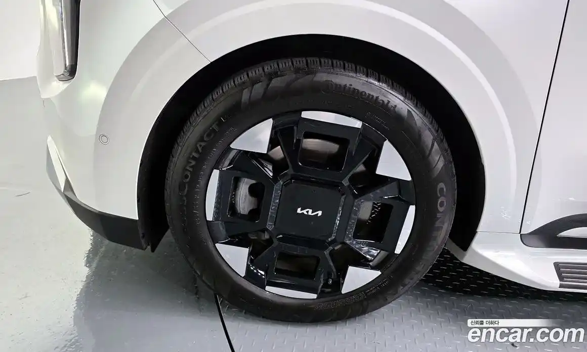 Kia Canival 2024 3.5 Автомат в Москве № 531814, фото 5