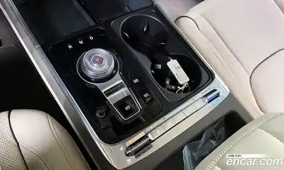 Kia Canival 2024 3.5 Автомат в Москве № 531814, миниатюра 9