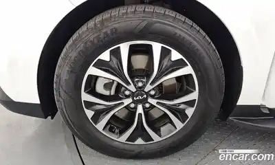 Kia Canival 2023 3.5 Автомат в Москве № 532095, миниатюра 5