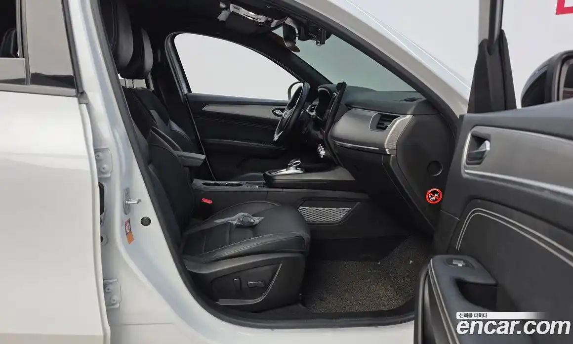 Renault XM3 2023 1.6 Автомат в Москве № 533522, фото 11