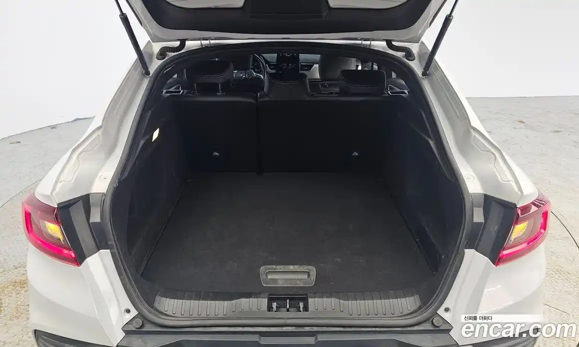 Renault XM3 2023 1.6 Автомат в Москве № 533522, фото 20