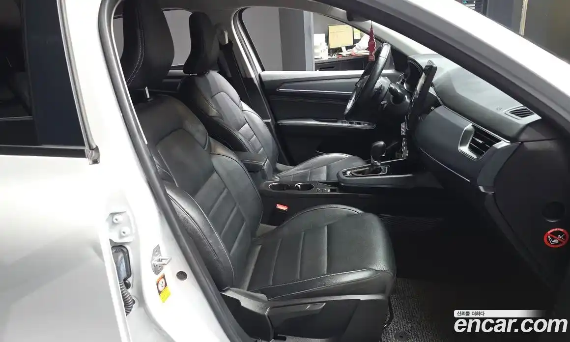 Renault XM3 2020 1.3 Автомат в Москве № 533730, фото 11