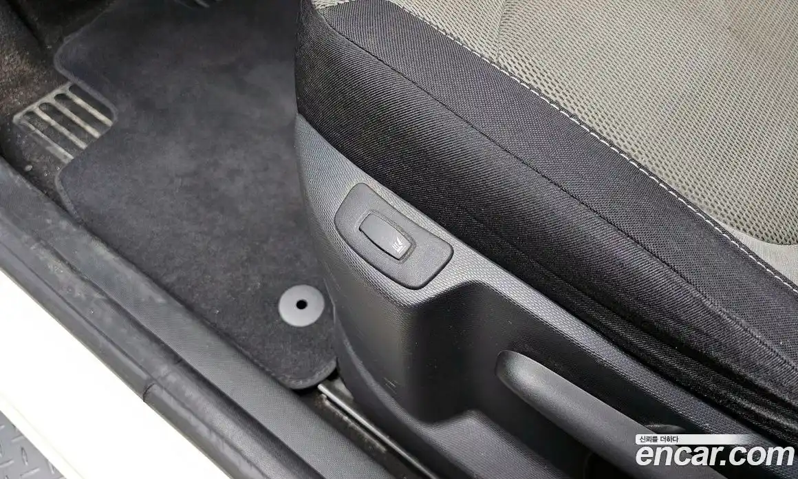 Renault QM3 2014 1.5 Автомат в Москве № 535687, фото 19