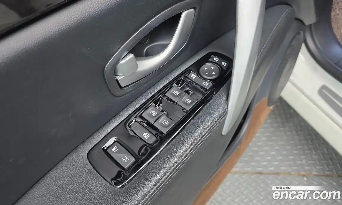 Renault SM7 2018 2.0 Автомат в Москве № 535838, фото 12