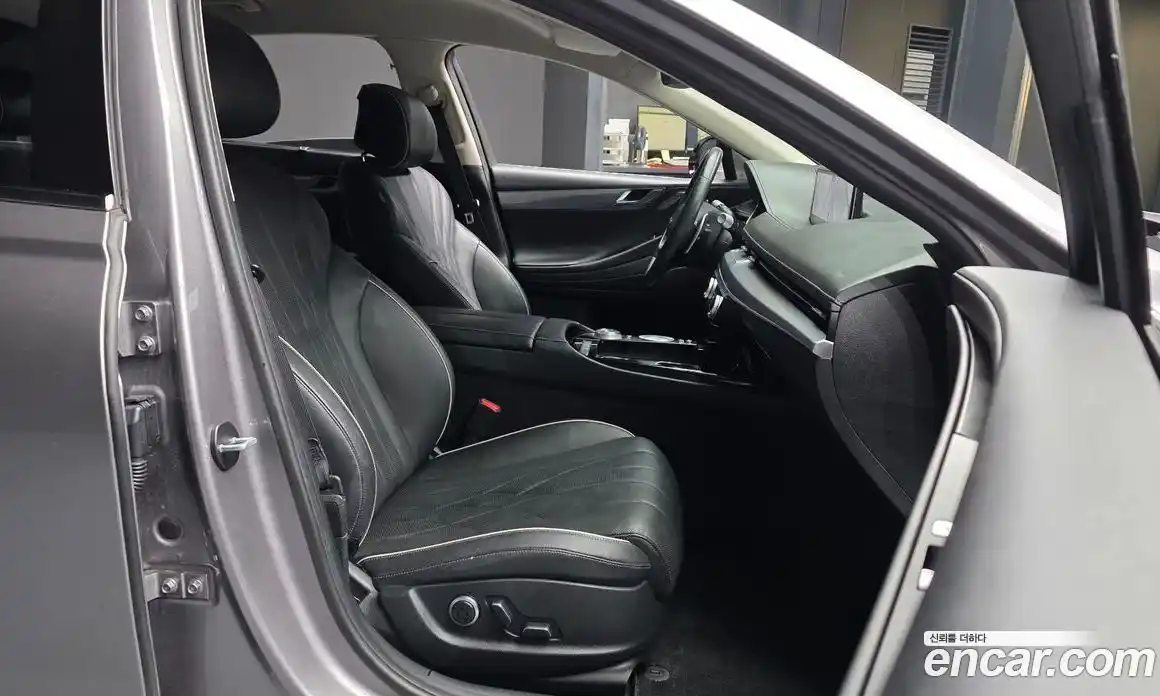 Genesis G80 2021 2.5 Автомат в Москве № 537387, фото 11