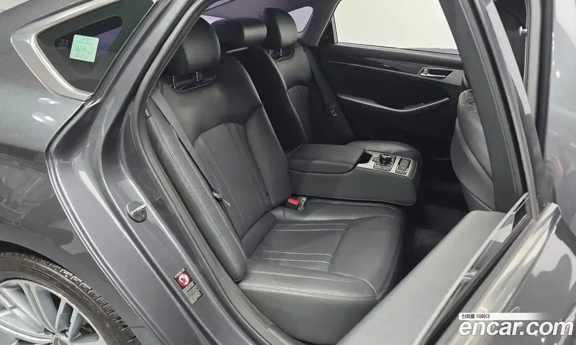 Genesis G80 2017 3.3 Автомат в Москве № 537395, фото 12