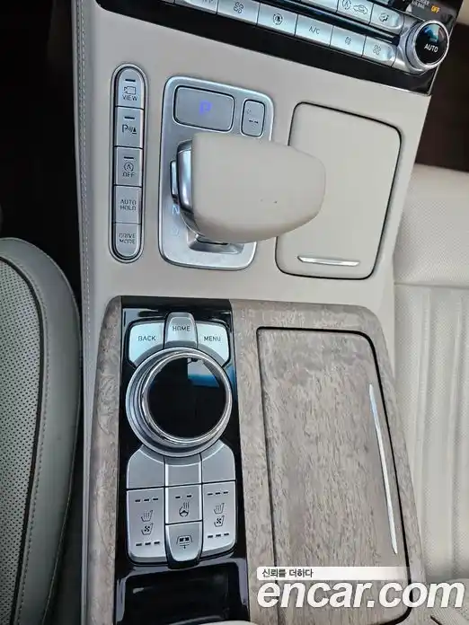 Genesis G90 2020 3.8 Автомат в Москве № 537597, фото 10