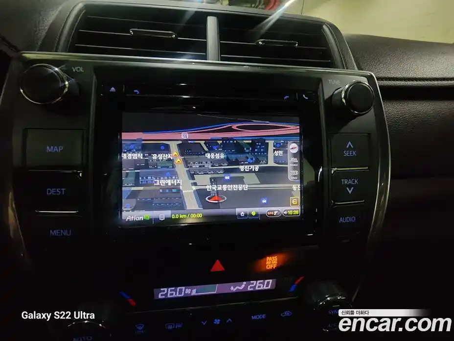 Toyota Camry 2016 2.5 Автомат в Москве № 538152, фото 12