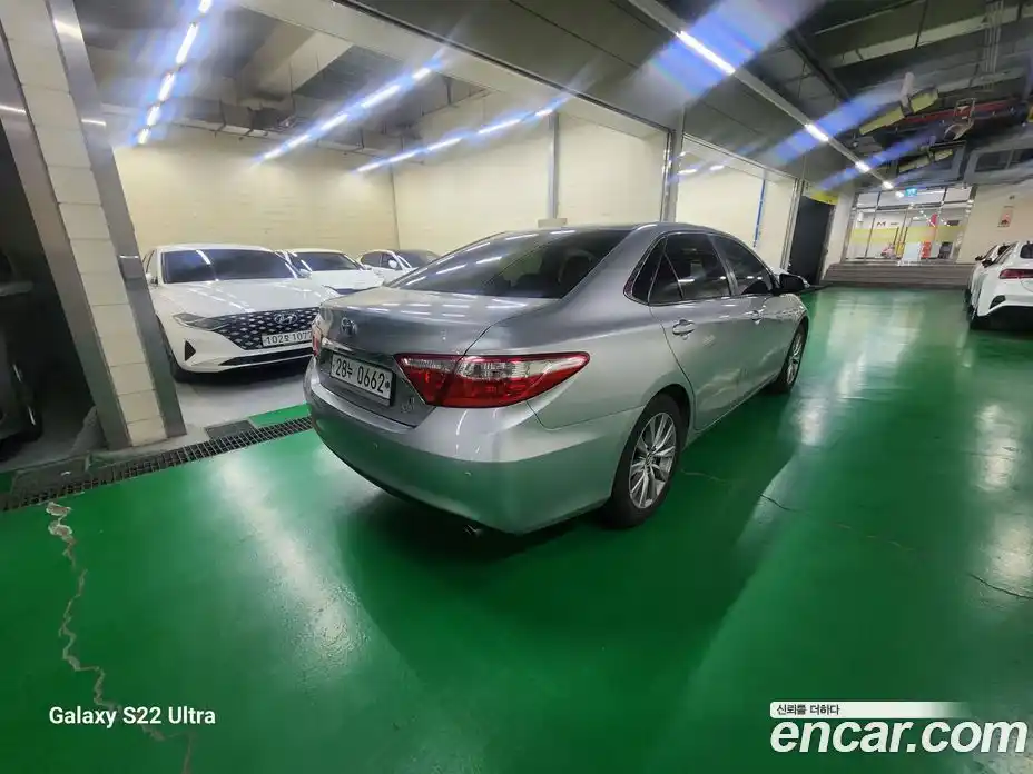 Toyota Camry 2016 2.5 Автомат в Москве № 538152, фото 15