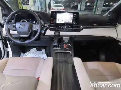Toyota Sienna 2021 2.5 Автомат в Москве № 538176, миниатюра 10