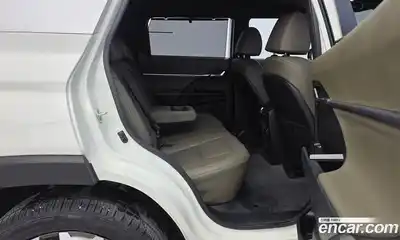SsangYong Torres 2023 1.5 Автомат в Москве № 538332, миниатюра 12
