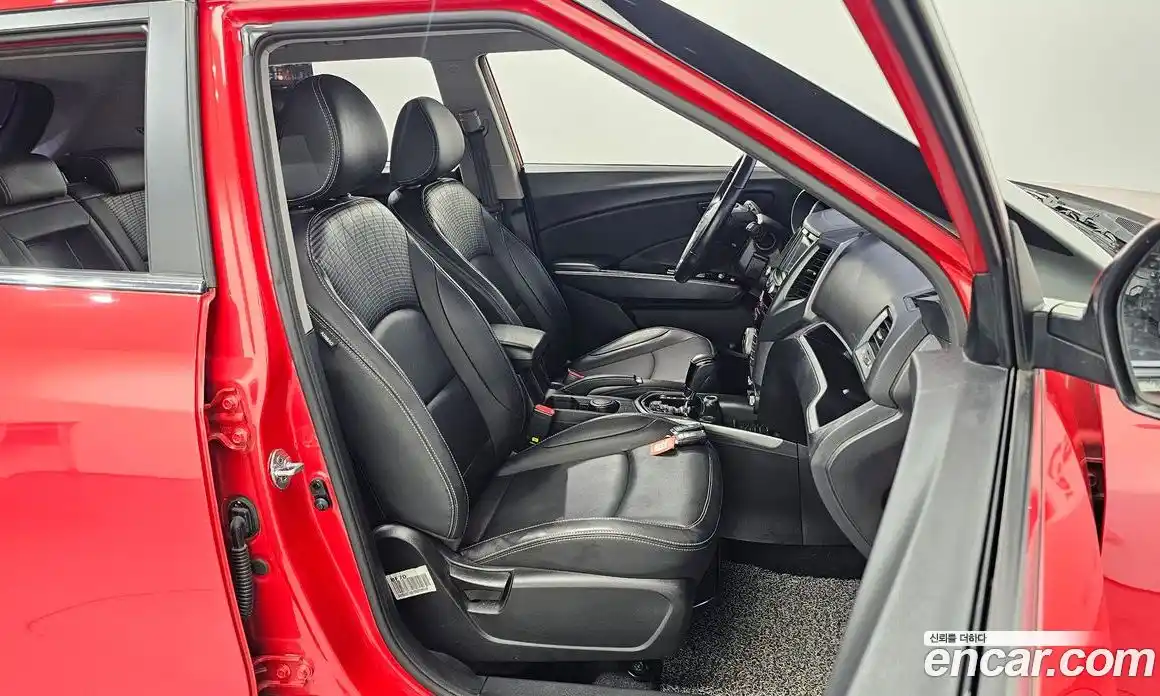 SsangYong TIBOLI 2018 1.6 Автомат в Москве № 538529, фото 12