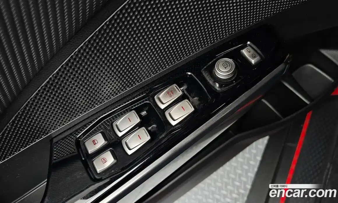 SsangYong TIBOLI 2018 1.6 Автомат в Москве № 538529, фото 13