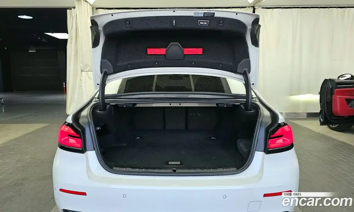 BMW 5-Series 2023 2.0 Автомат в Москве № 538965, фото 20