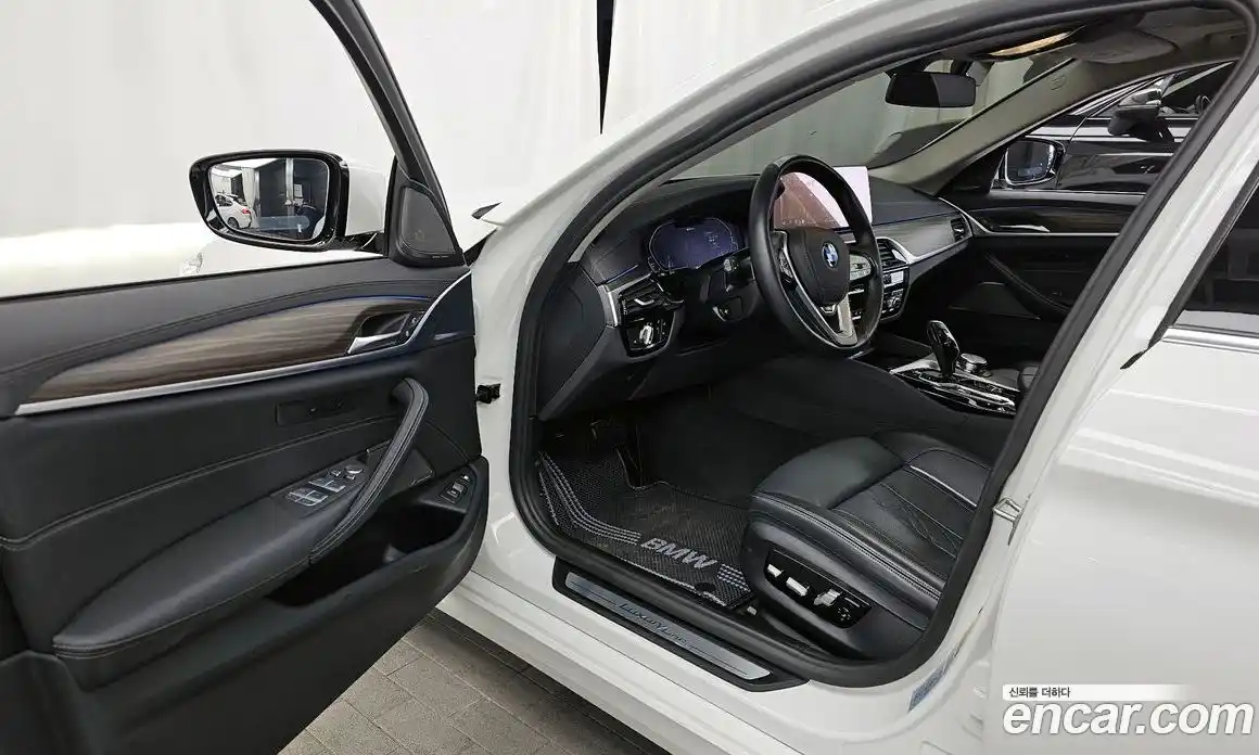 BMW 5-Series 2023 2.0 Автомат в Москве № 538965, фото 10