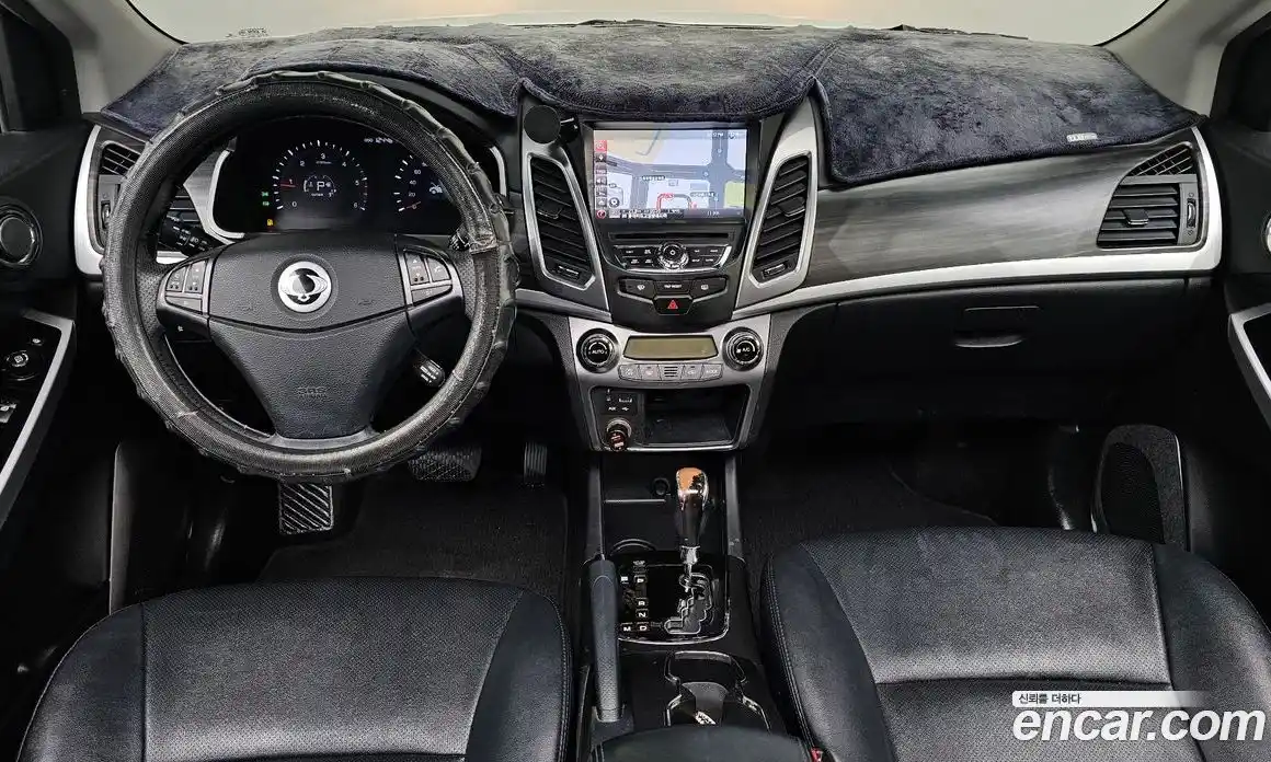 SsangYong Korando 2015 2.0 Автомат в Москве № 539188, фото 6