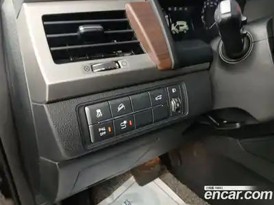 SsangYong Rexton 2018 2.2 Автомат в Москве № 539354, миниатюра 11