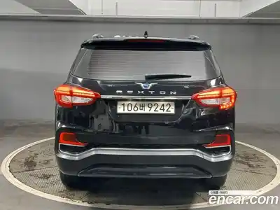SsangYong Rexton 2018 2.2 Автомат в Москве № 539354, миниатюра 5