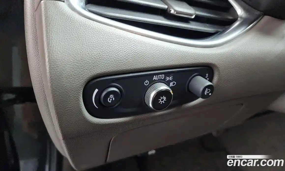 Chevrolet Malibu 2017 1.5 Автомат в Москве № 540347, фото 15