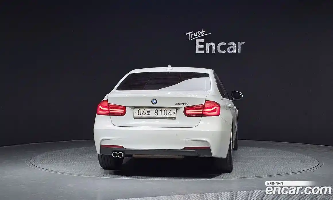 BMW 3-Series 2016 2.0 Автомат в Москве № 540918, фото 4