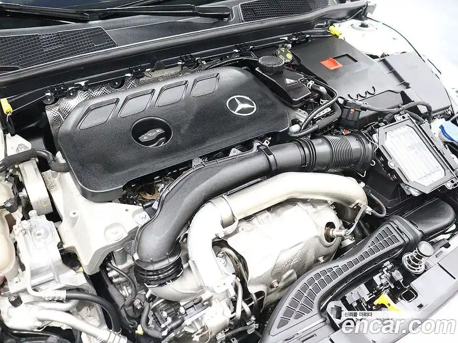 Mercedes-Benz CLA-Class 2024 2.0 Автомат в Москве № 541483, фото 19