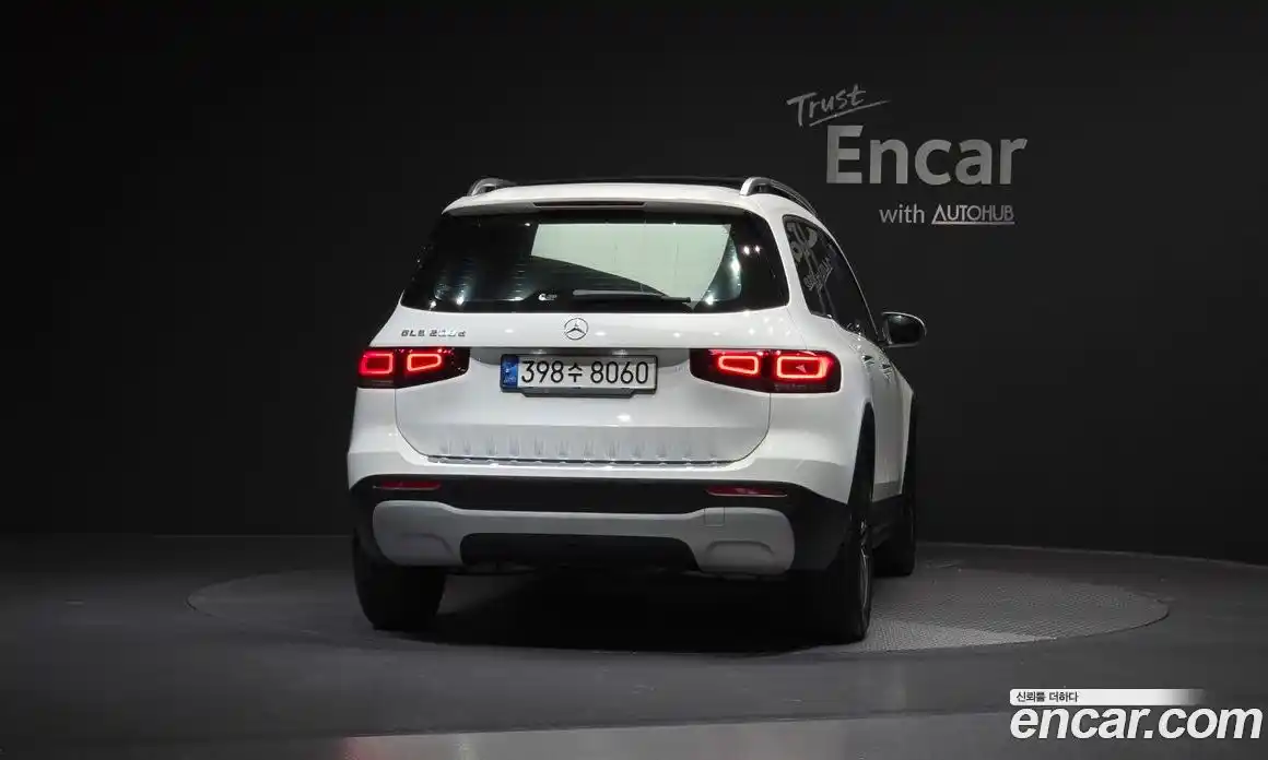 Mercedes-Benz GLB-Class 2021 1.9 Автомат в Москве № 542221, фото 4