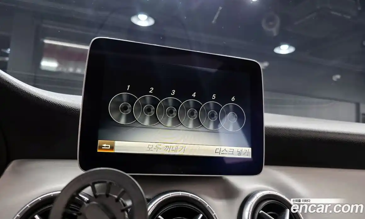 Mercedes-Benz CLA-Class 2017 2.0 Автомат в Москве № 542838, фото 14