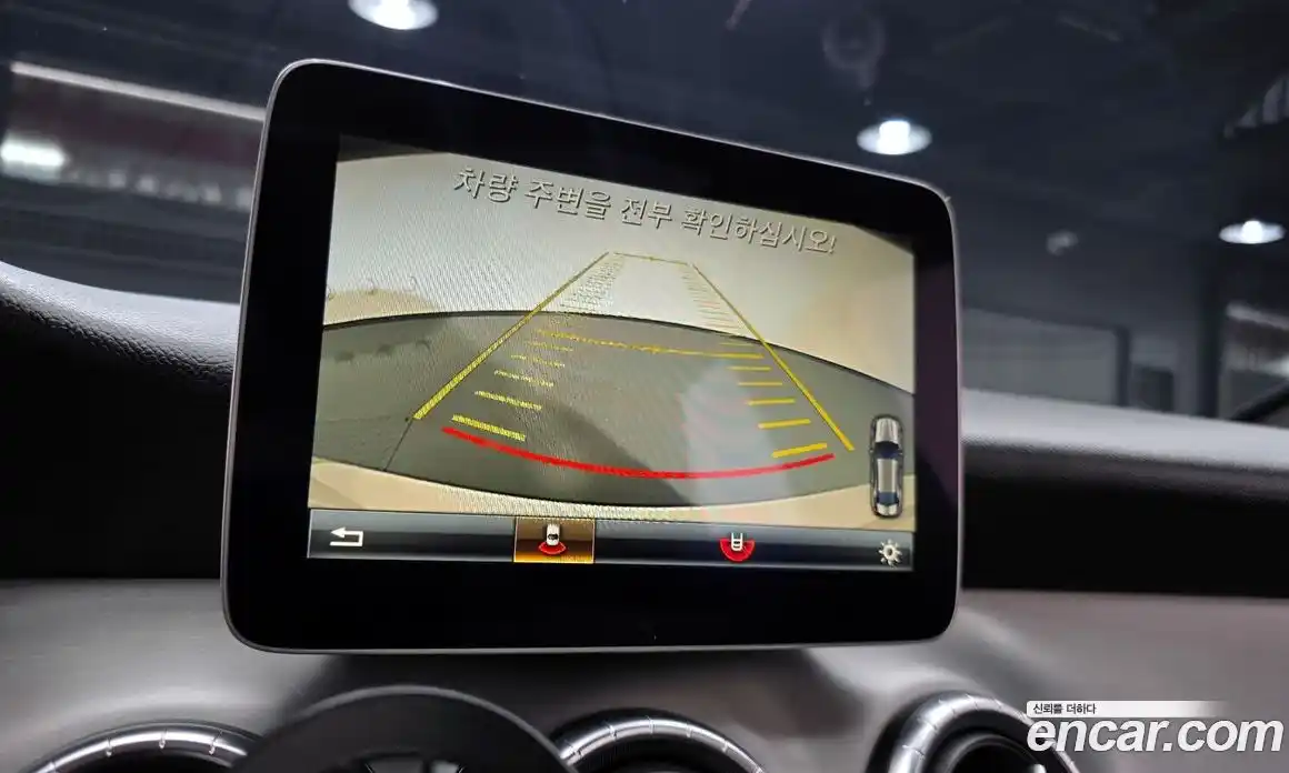 Mercedes-Benz CLA-Class 2017 2.0 Автомат в Москве № 542838, фото 15