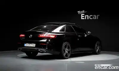 Mercedes-Benz E-Class 2019 1.9 Автомат в Москве № 543441, миниатюра 2