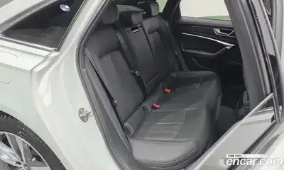 Audi A6 2023 2.0 Автомат в Москве № 543814, миниатюра 12