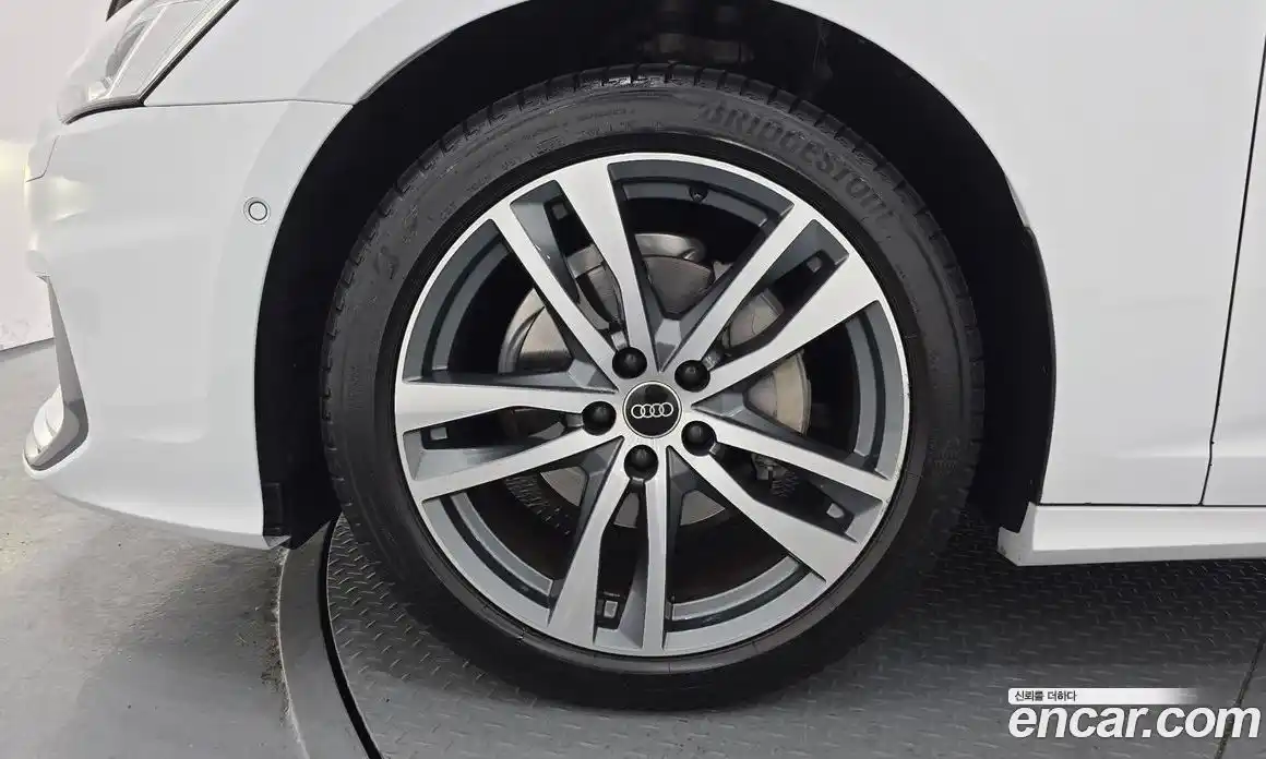 Audi A6 2023 2.0 Автомат в Москве № 543814, фото 5