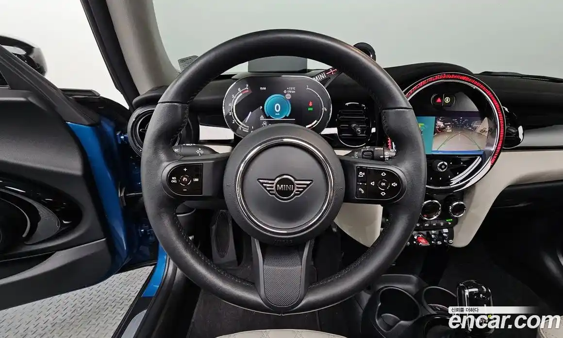 Mini Cooper 2024 2.0 Автомат в Москве № 544102, фото 14