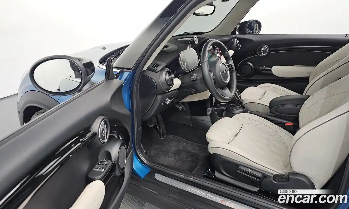 Mini Cooper 2024 2.0 Автомат в Москве № 544102, фото 10