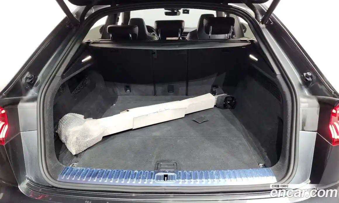 Audi Q8 2021 3.0 Автомат в Москве № 544250, фото 20