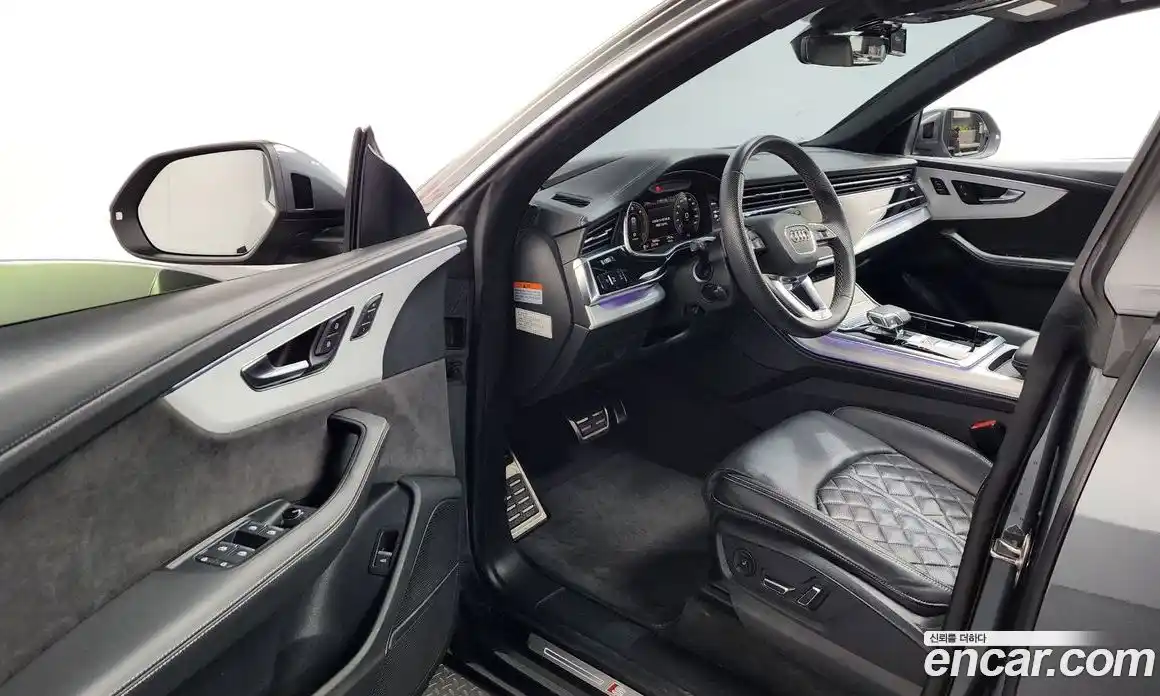 Audi Q8 2021 3.0 Автомат в Москве № 544250, фото 10