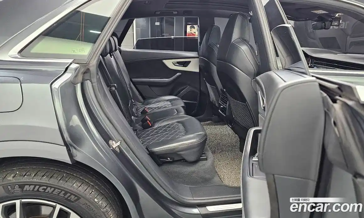 Audi Q8 2021 3.0 Автомат в Москве № 544349, фото 11