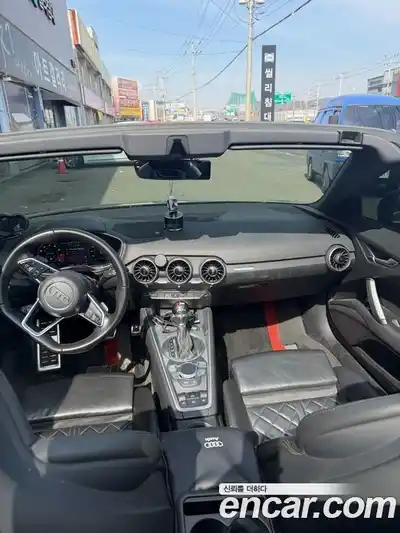 Audi TT 2016 2.0 Автомат в Москве № 544657, миниатюра 12